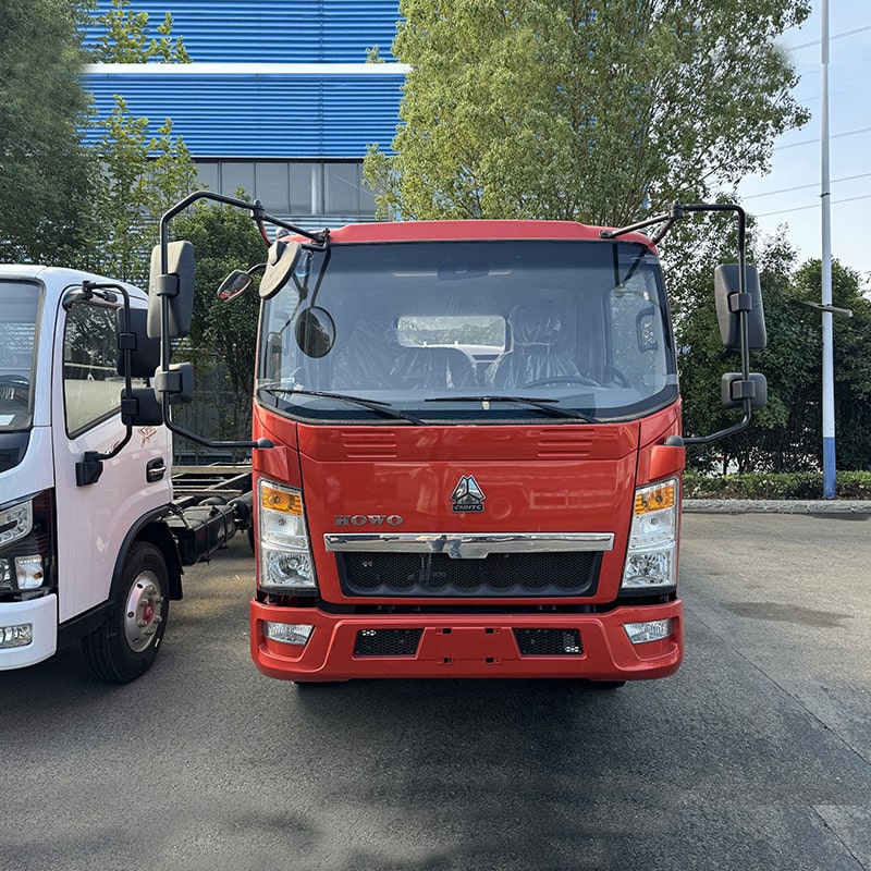 Howo Mini Oil Fuel Tanker Truck 5000L Gasoline Petrol Diesel Howo Mini Oil Fuel Tanker Truck 5000L Gasoline Petrol Diesel